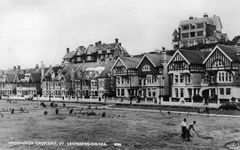 Grosvenor-Gardens-Golf-Putting-Green.-1910.